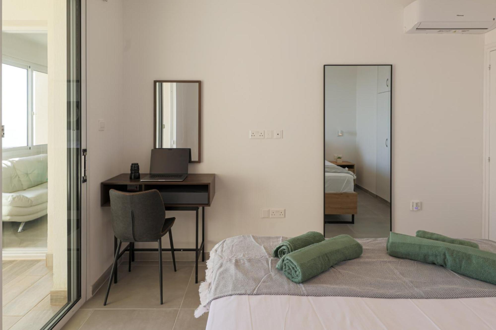Eden Blue-Horizon 1B, Paphos, Sea View, Pool Apartment Konia Exterior foto