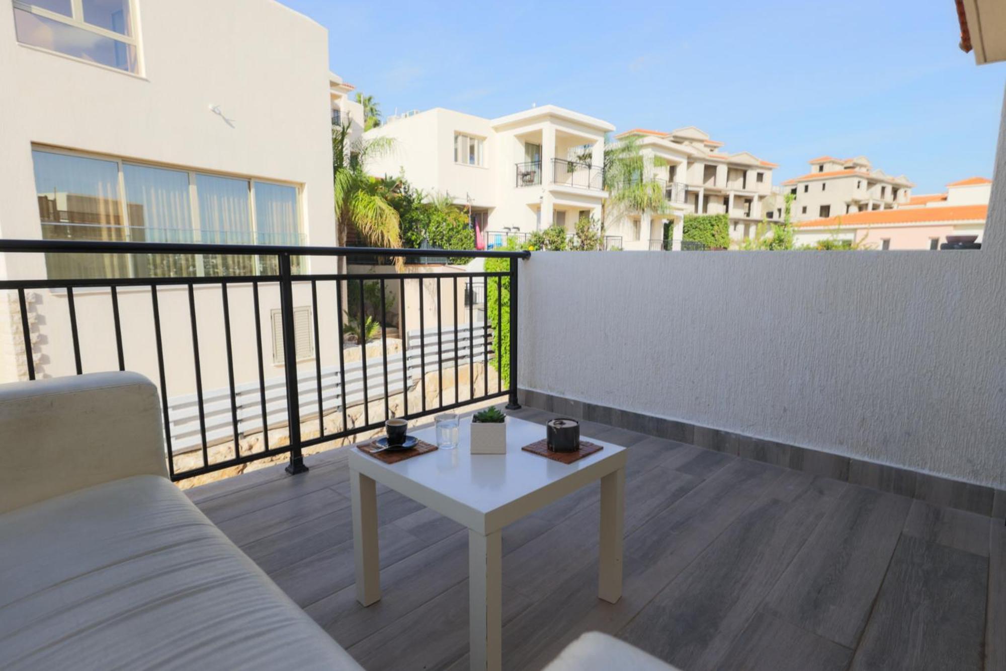 Eden Blue-Horizon 1B, Paphos, Sea View, Pool Apartment Konia Exterior foto